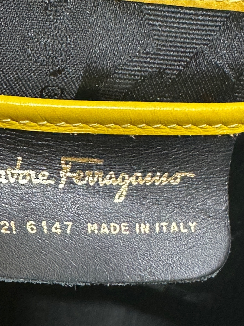 Auth Salvatore Ferragamo Yellow Suede Gancini Backpack Drawstring Vintage - Picture 7 of 7